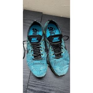 Nike Flyknit Racers